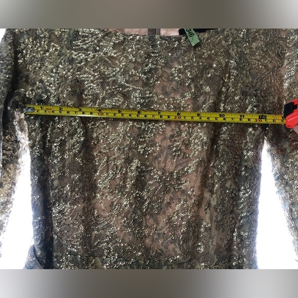 David Meister gold sequin gown, size 2 - Picture 7 of 7